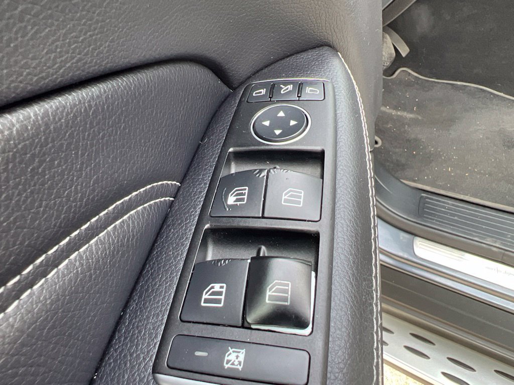 Used 2015 Mercedes-Benz ML 250 BlueTEC 4MATIC image 27