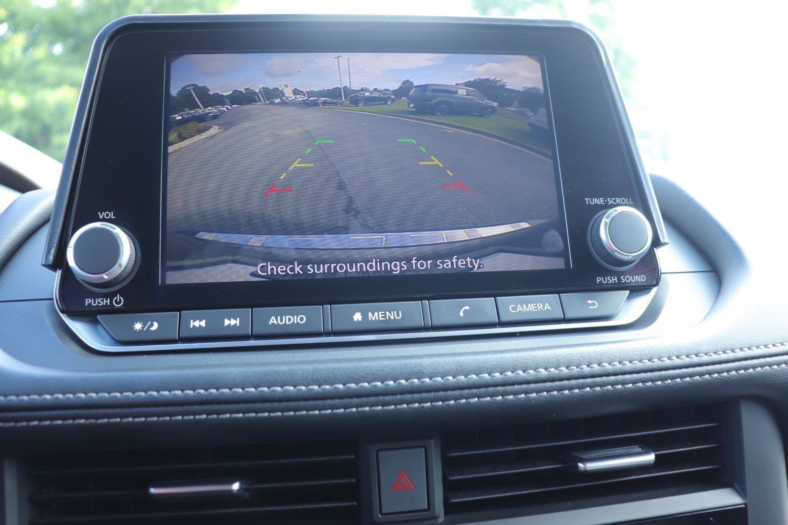 Used 2023 Nissan Rogue SV FWD image 30