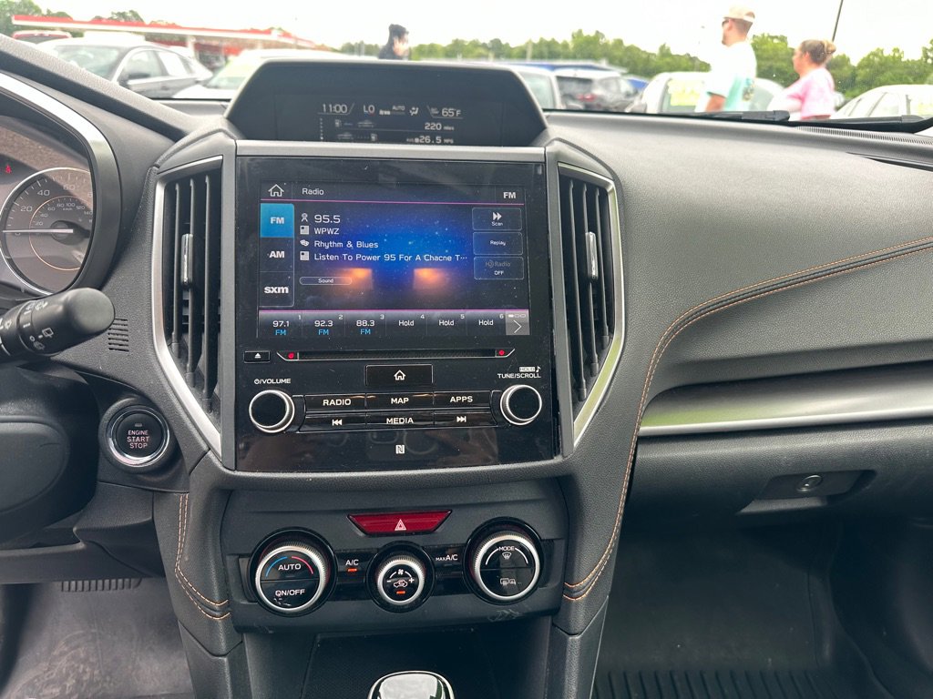 Used 2019 Subaru Crosstrek 2.0i Limited w/ Moonroof Package w/Navigation AWD/4WD image 15