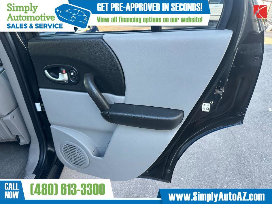 Used 2005 Saturn Vue 2WD V6 w/ Safe & Sound Pkg image 22