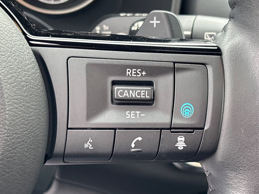 Used 2023 Nissan Rogue SL w/ SL Premium Package image 27