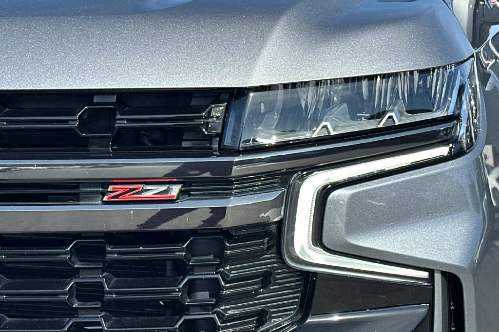 Used 2021 Chevrolet Suburban Z71 AWD/4WD image 38