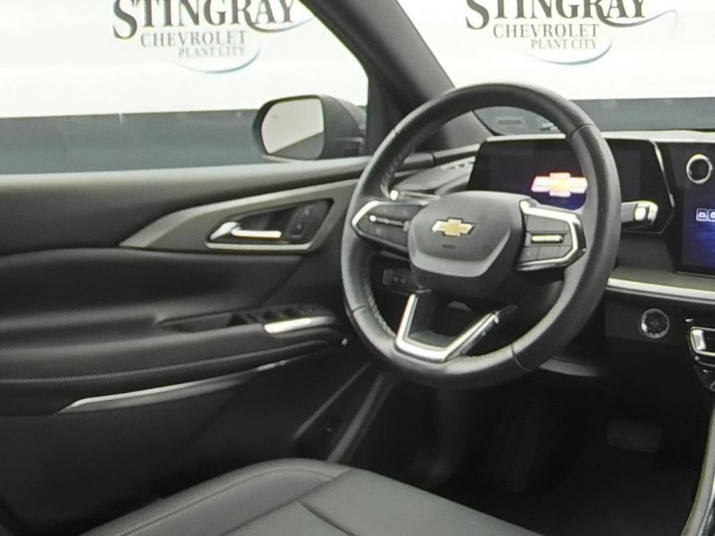 Used 2026 Chevrolet Traverse LT FWD image 19