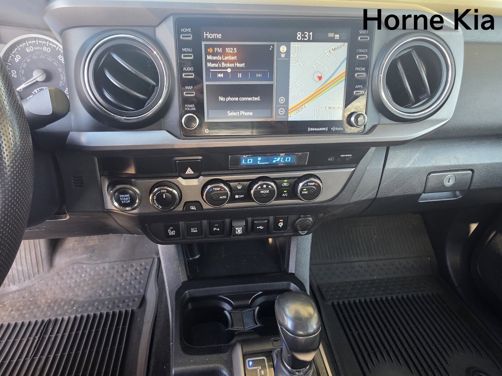 Used 2023 Toyota Tacoma TRD Sport image 17