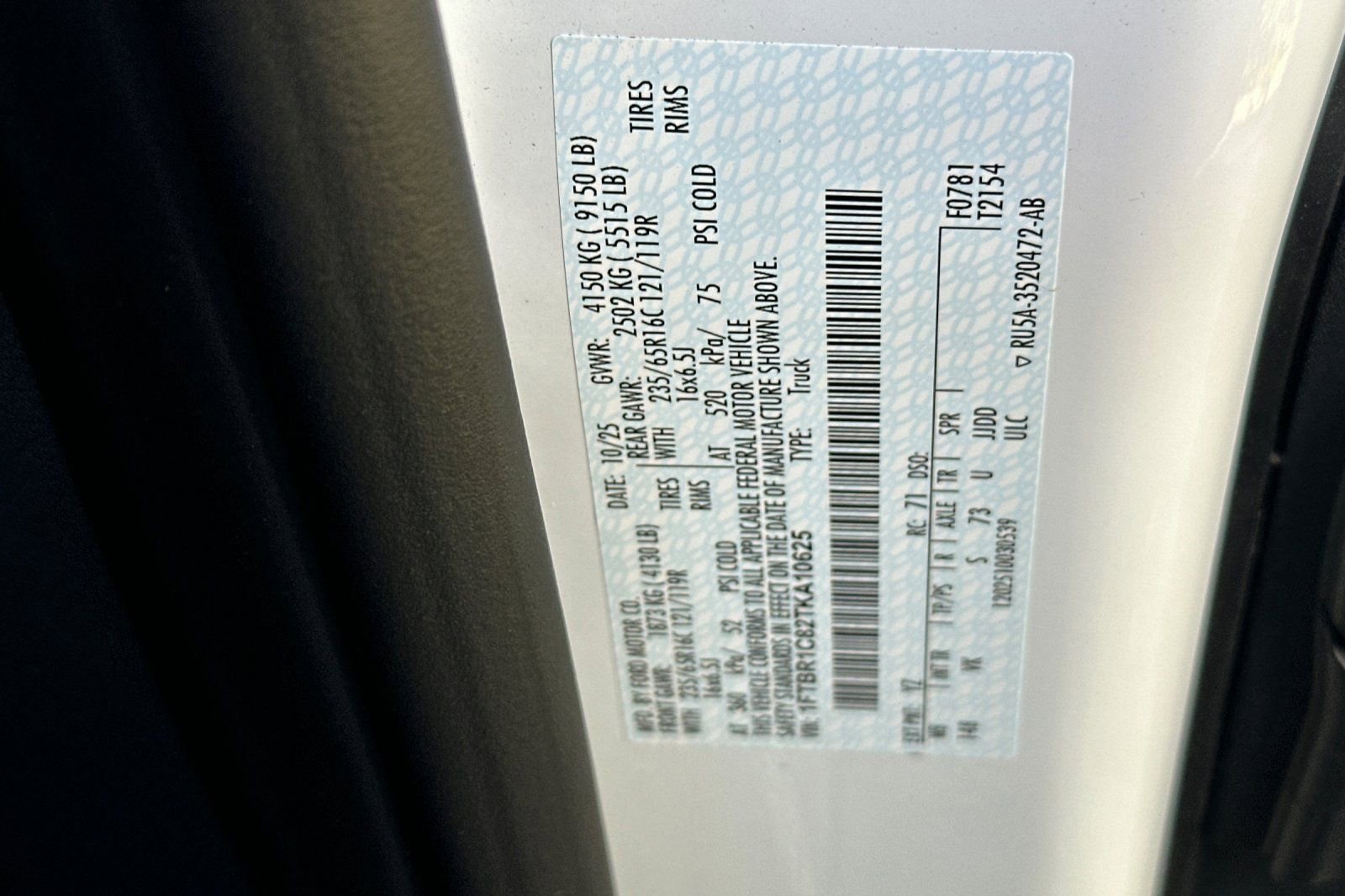 New 2026 Ford Transit 250 148 Medium Roof w/ Load Area Protection Package image 27