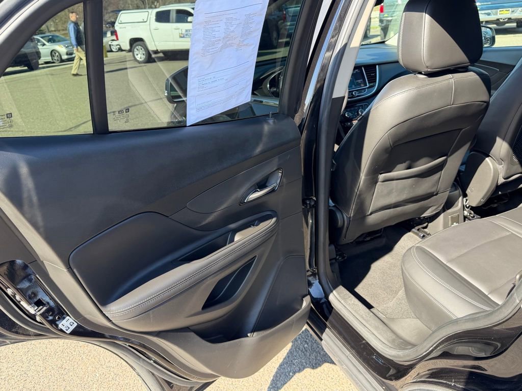 Certified 2020 Buick Encore Essence w/ Experience Buick Package image 10