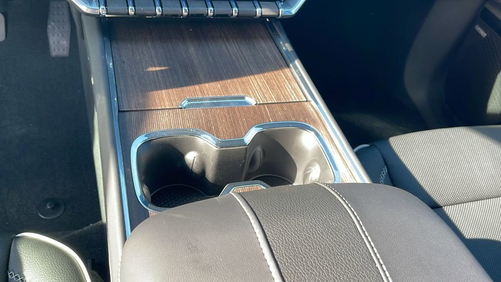 New 2026 GMC Acadia Denali w/ Super Cruise Package image 19