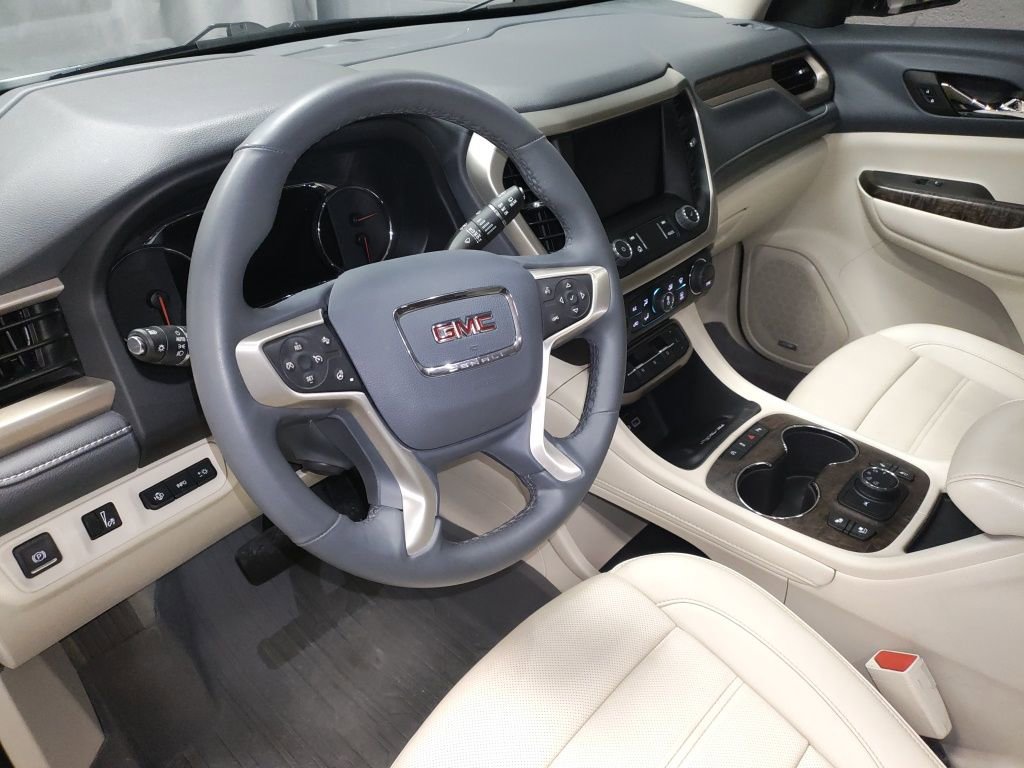 Used 2023 GMC Acadia Denali w/ Denali Ultimate Package image 25