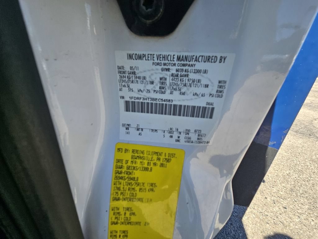 Used 2011 Ford F350 XL w/ PWR Equipment Group AWD/4WD image 14