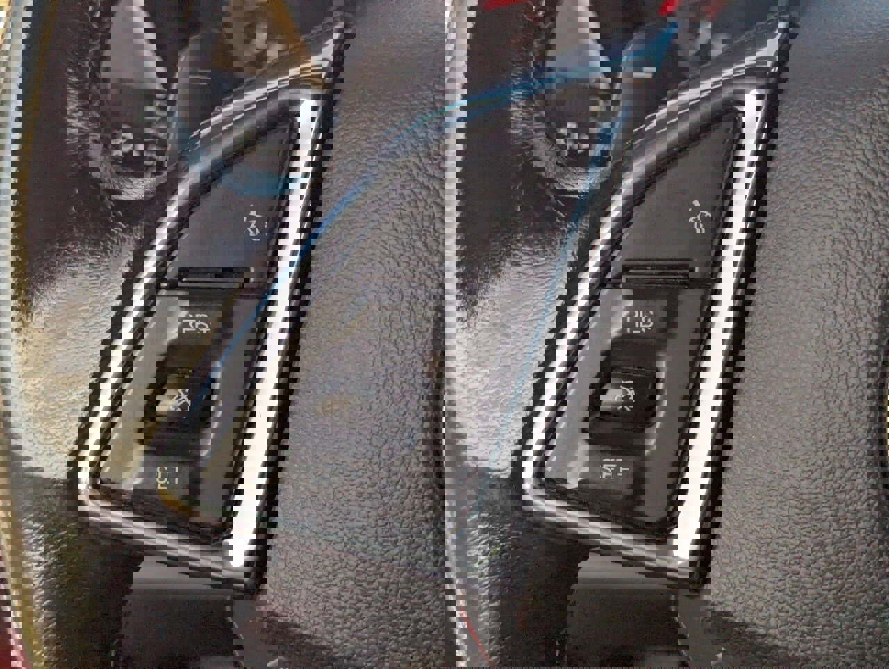 Used 2023 Chevrolet Camaro LT image 28