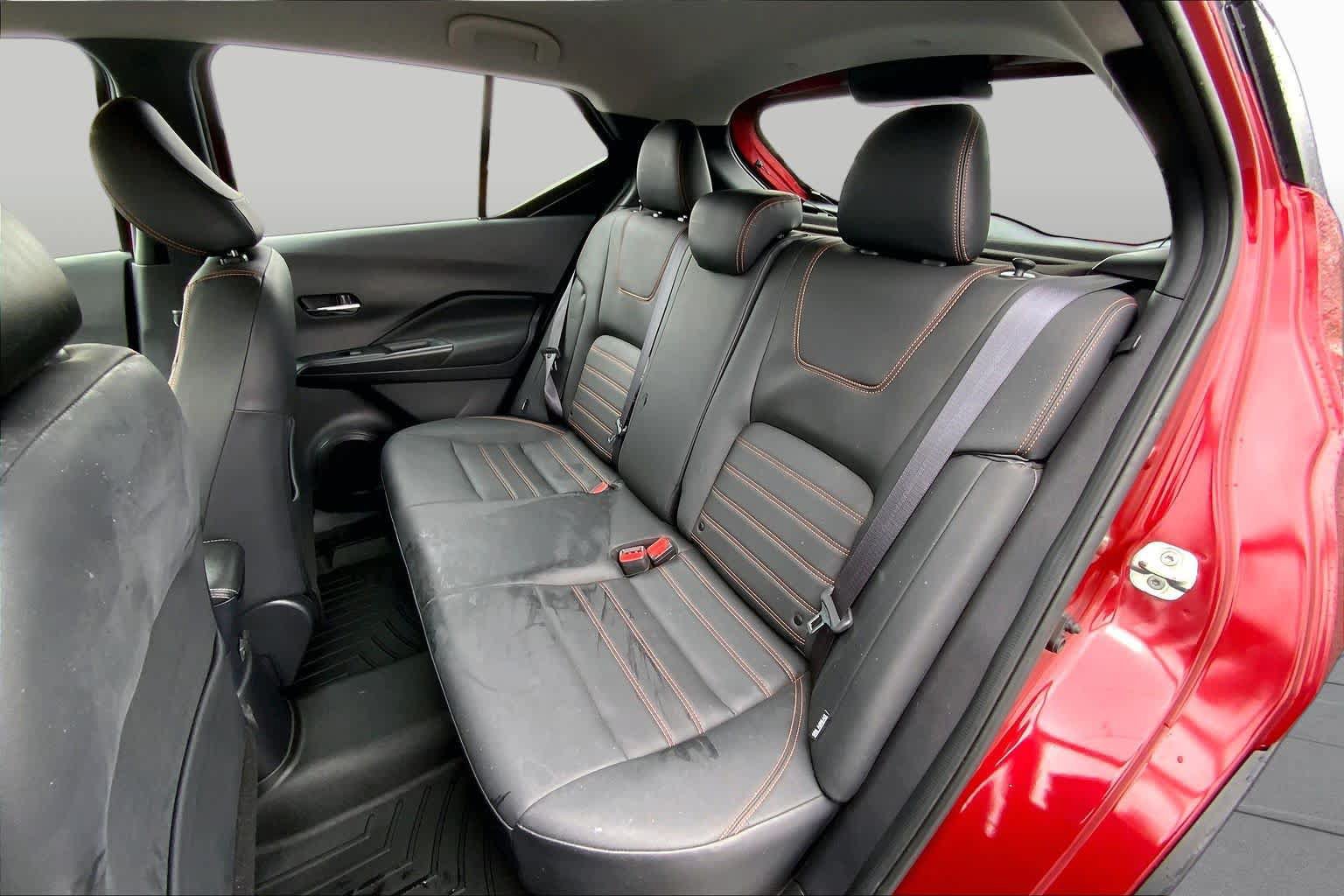 Used 2020 Nissan Kicks SR w/ SR Premium Package FWD image 21