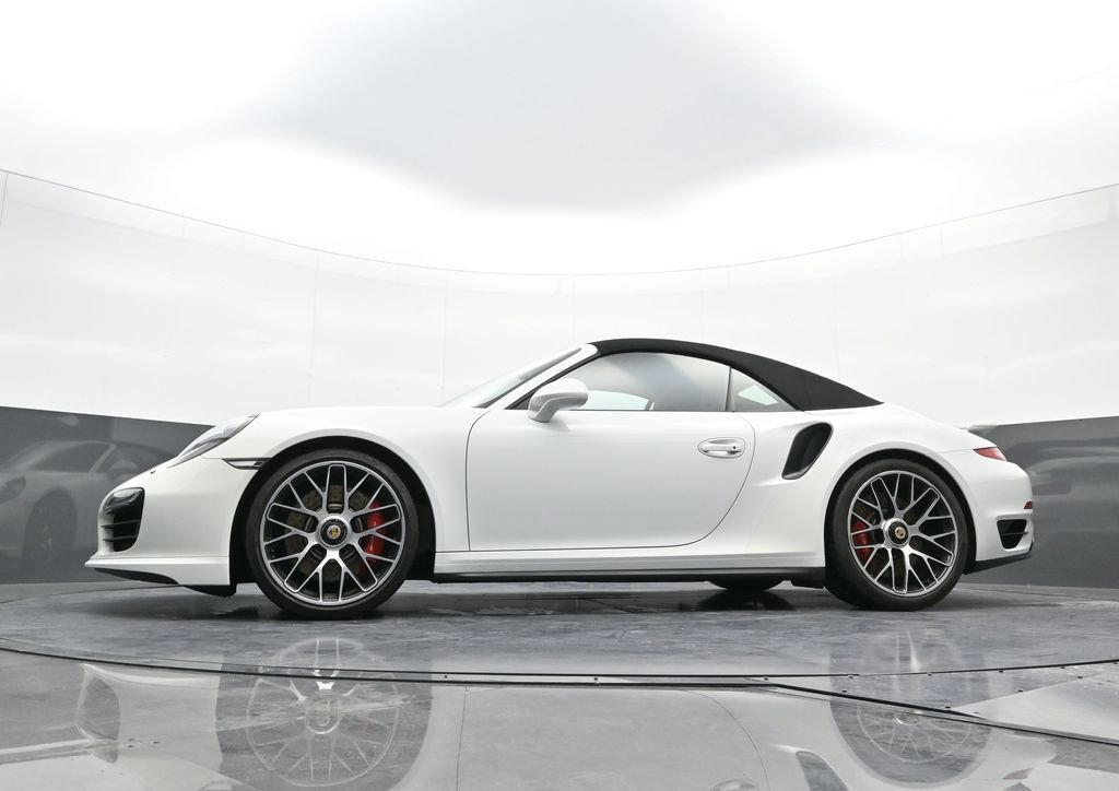 Used 2014 Porsche 911 Turbo image 23