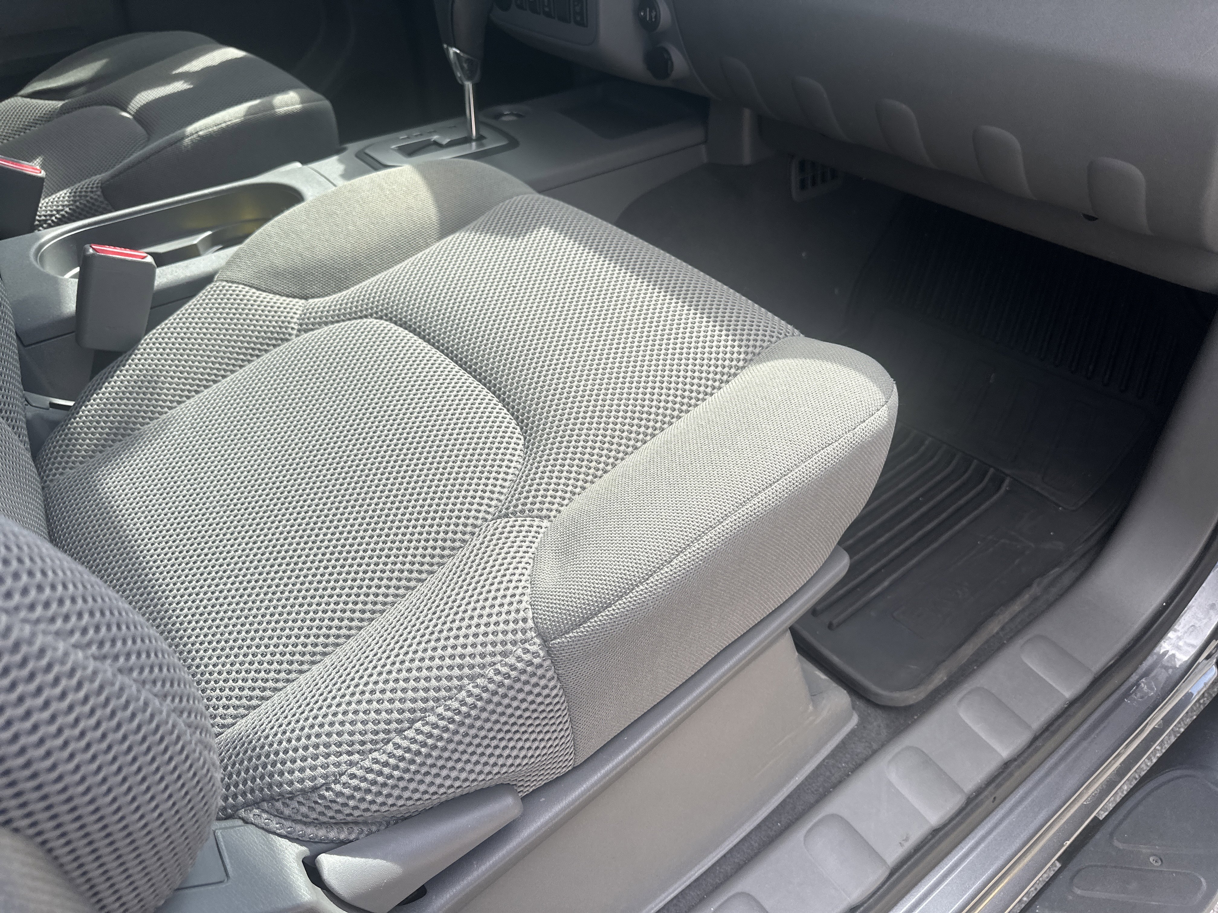 Used 2021 Nissan Frontier SV w/ Midnight Edition Floor Mats AWD/4WD image 29