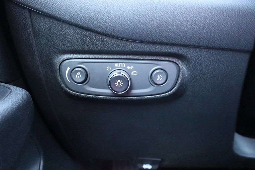 Used 2020 Chevrolet Equinox Premier w/ Premier Redline Edition image 15