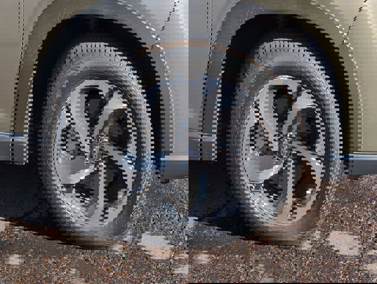 Used 2023 Subaru Forester Touring image 9