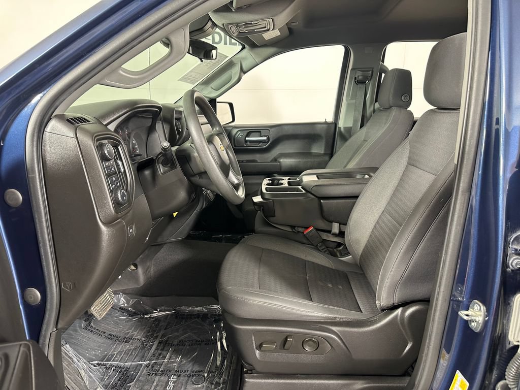 Used 2022 Chevrolet Silverado 1500 Custom AWD/4WD image 13