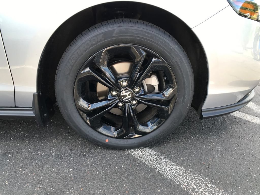 Certified 2025 Honda Accord SE image 5