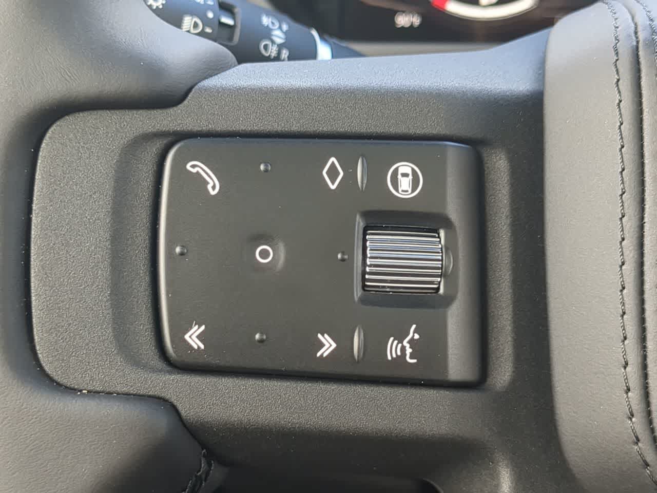 New 2026 Land Rover Defender 110 X AWD/4WD image 26