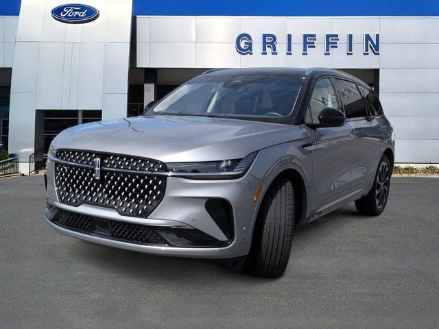 Used 2024 Lincoln Nautilus Reserve w/ Equipment Group 202A image 11