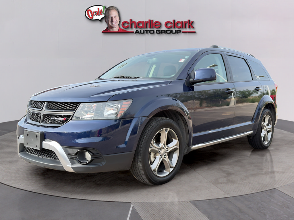 Used 2017 Dodge Journey Crossroad FWD image 1