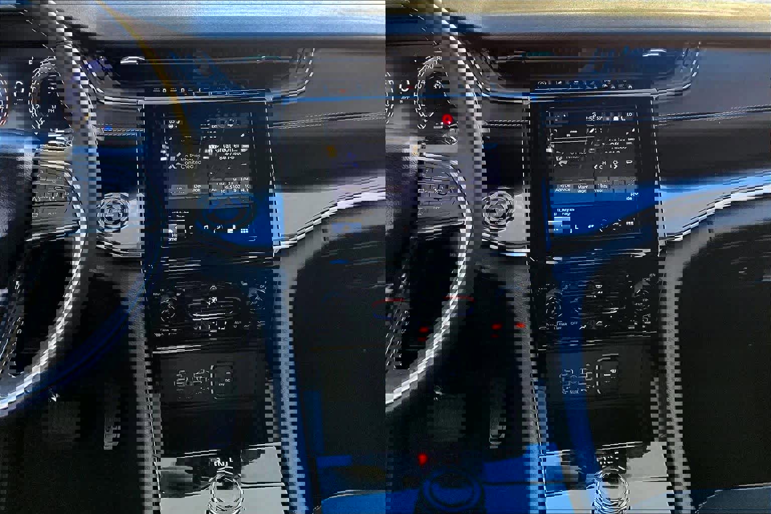 Used 2023 Jeep Grand Cherokee Altitude image 6