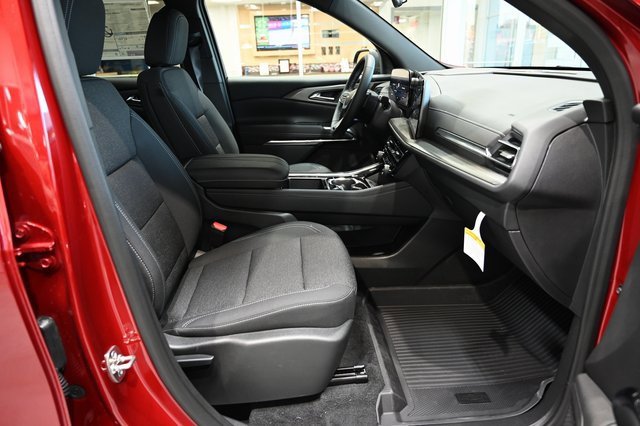 New 2026 Chevrolet Traverse LT w/ LPO, Floor Liner Package image 10