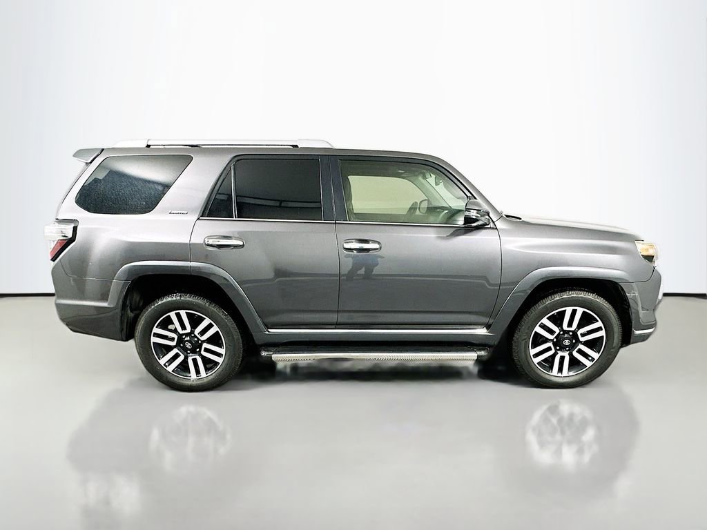 Used 2018 Toyota 4Runner Limited AWD/4WD image 4