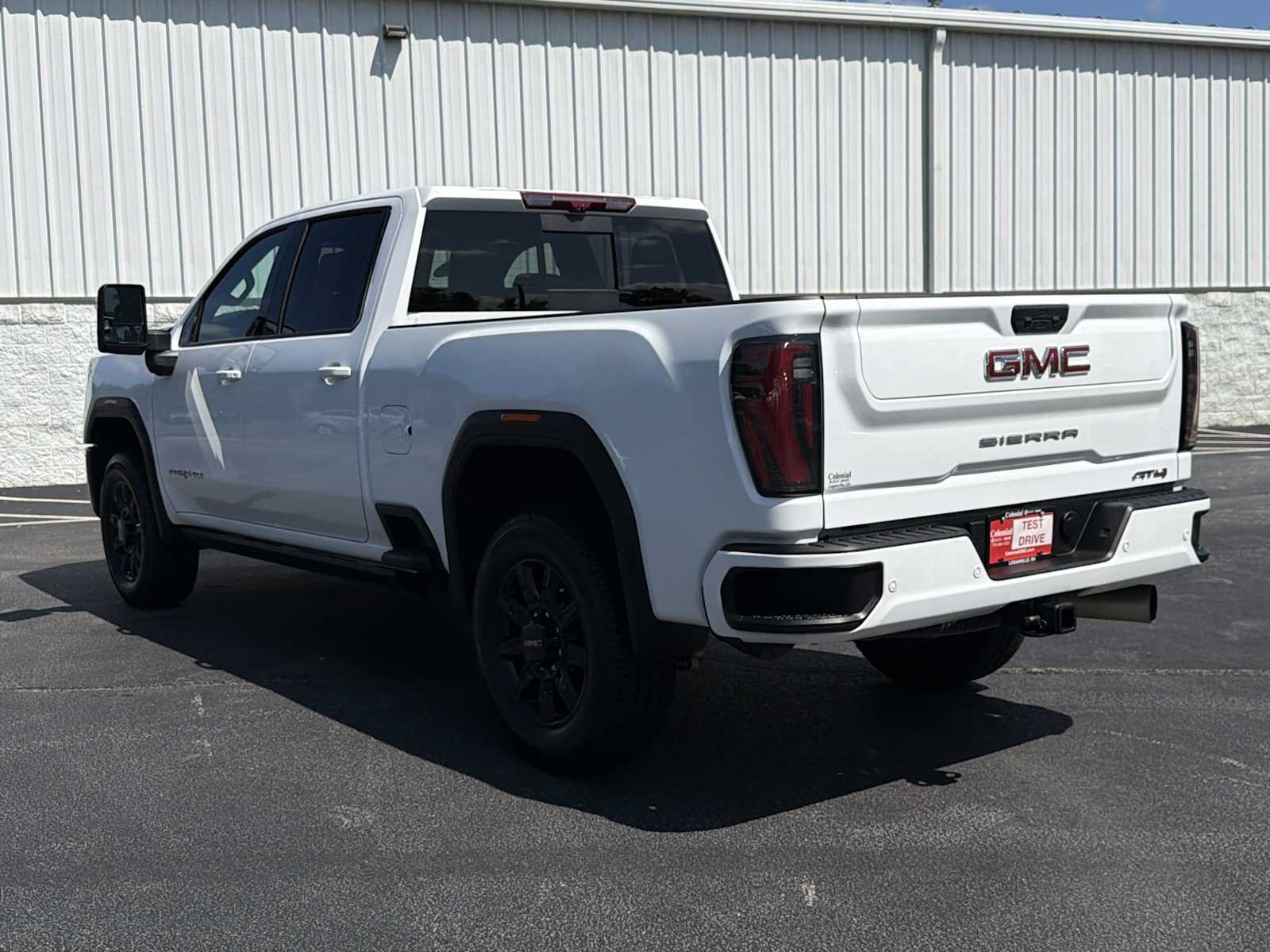 Used 2025 GMC Sierra 2500 AT4 w/ AT4 Premium Plus Package AWD/4WD image 32