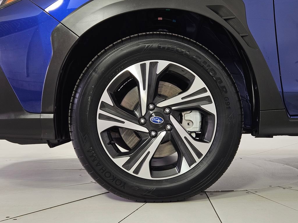 Certified 2025 Subaru Crosstrek 2.0i Premium w/ Crosstrek Mirror Package image 5