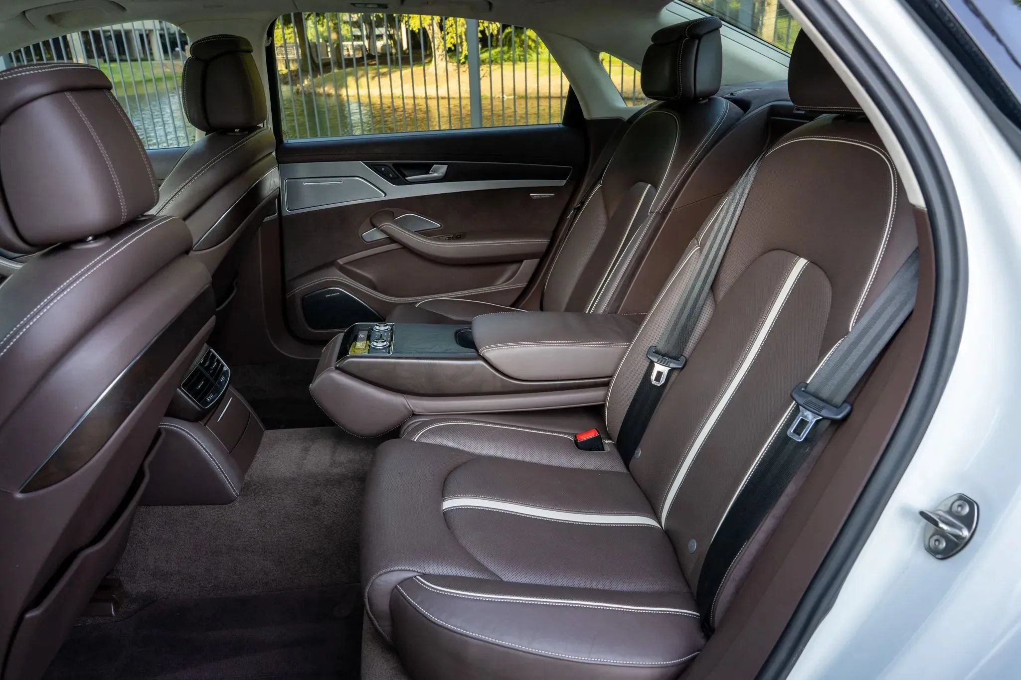 Used 2014 Audi A8 L 4.0T AWD/4WD image 14