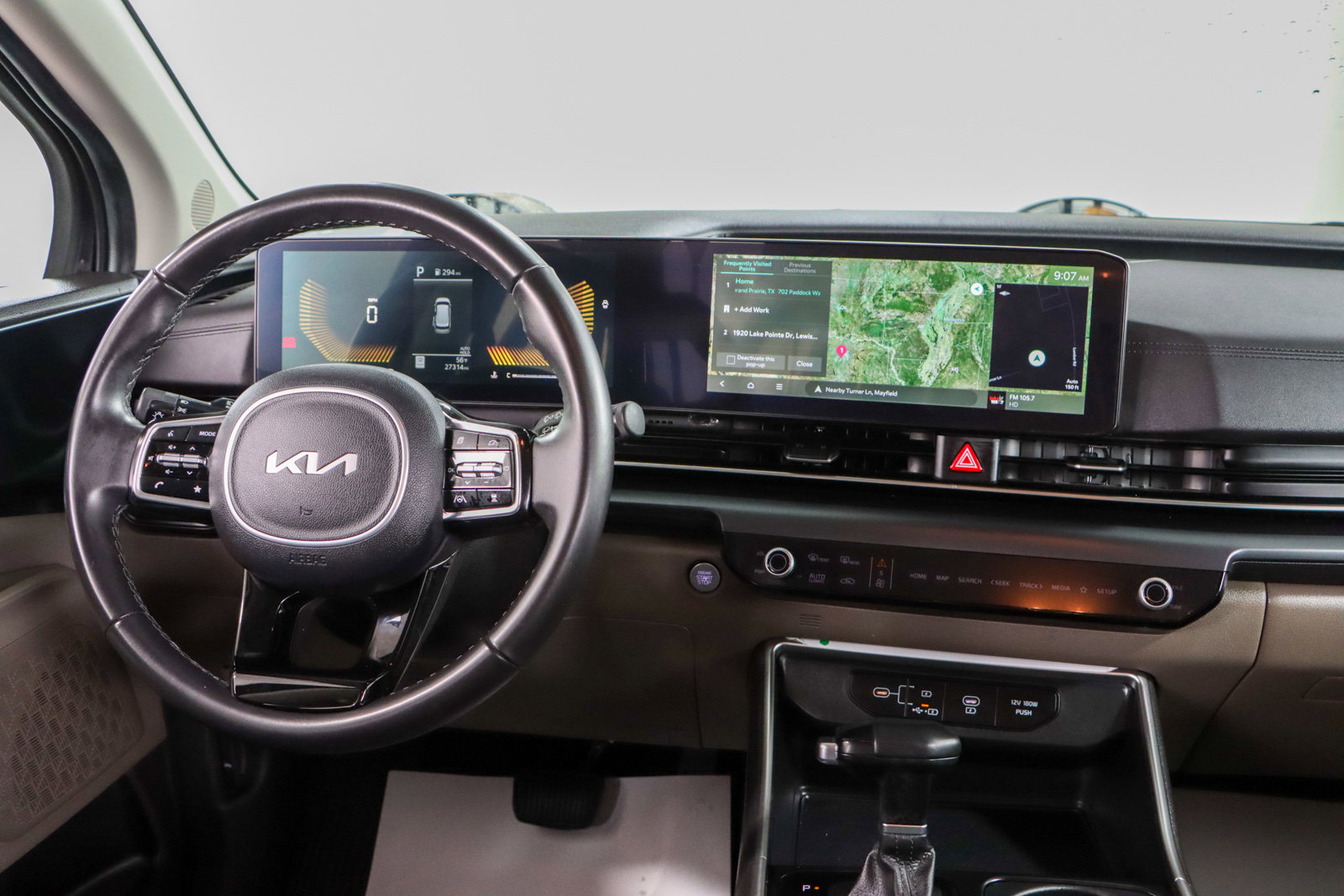 Used 2025 Kia Carnival image 17