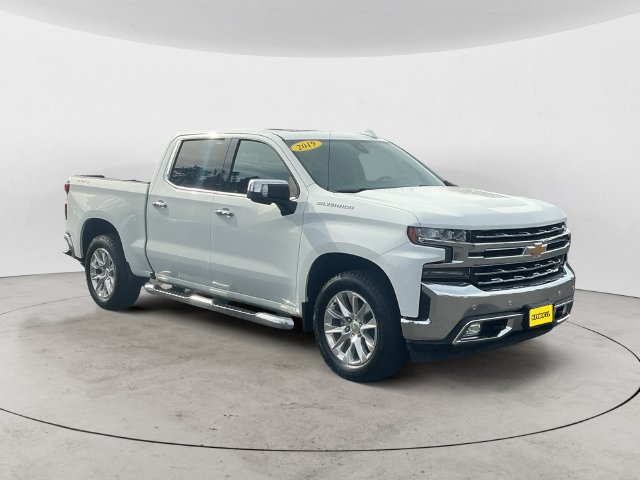Used 2019 Chevrolet Silverado 1500 LTZ w/ LTZ Plus Package AWD/4WD image 3