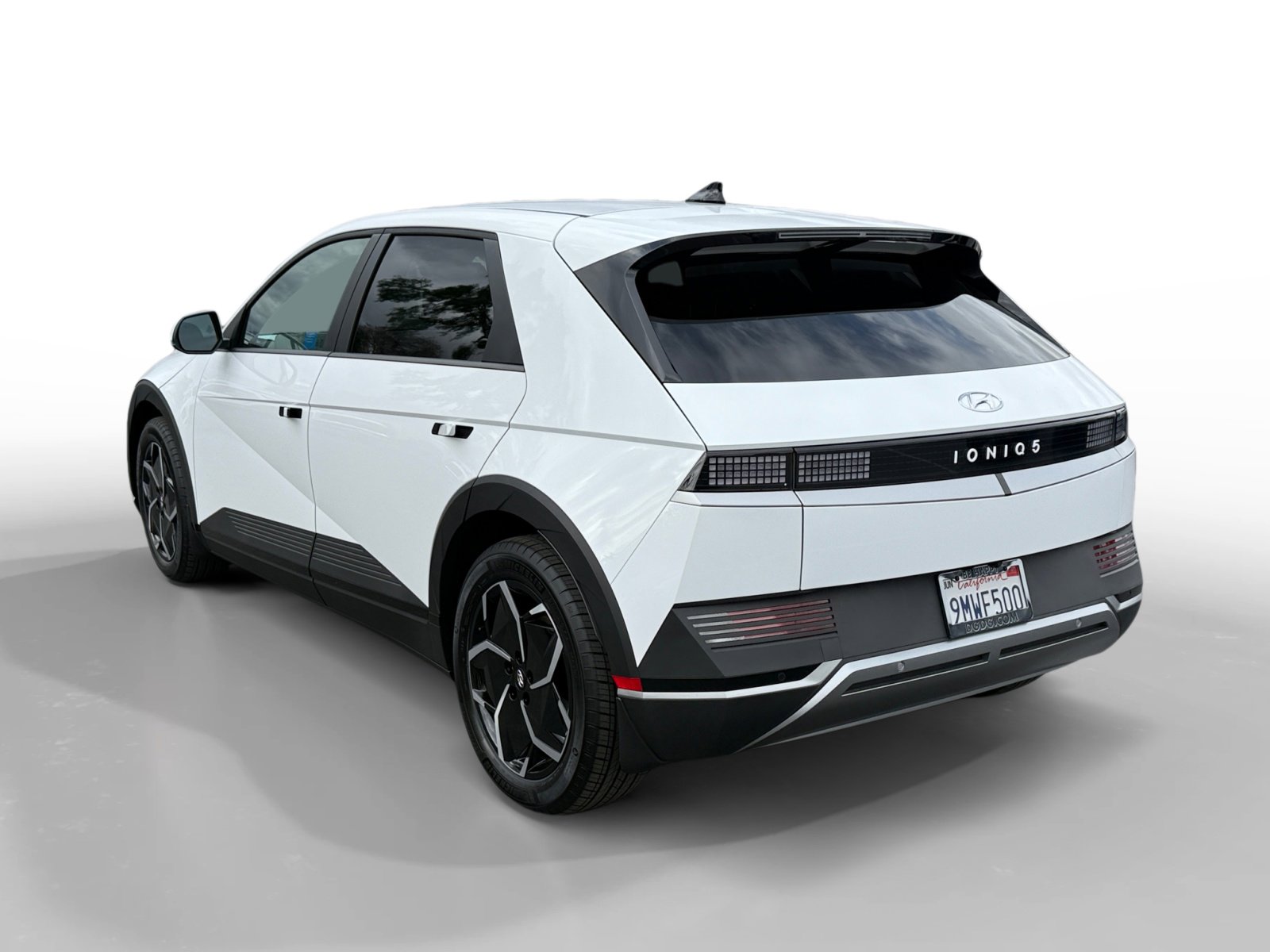 Certified 2024 Hyundai Ioniq 5 SEL image 3