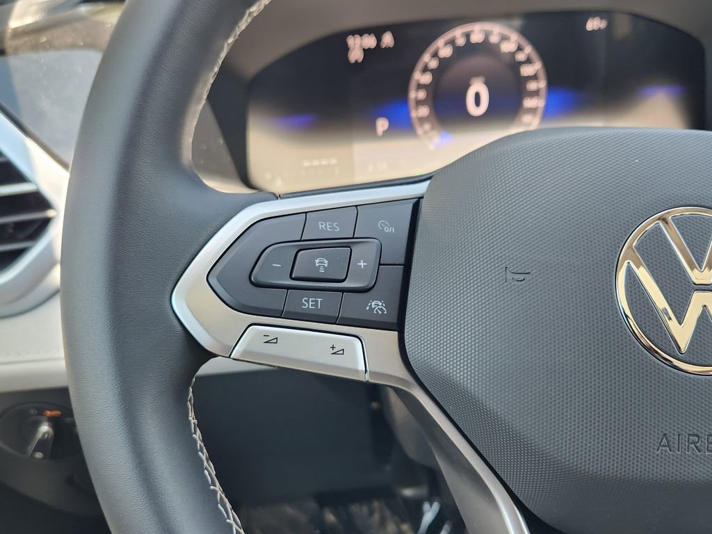 New 2026 Volkswagen Taos SE AWD/4WD image 17