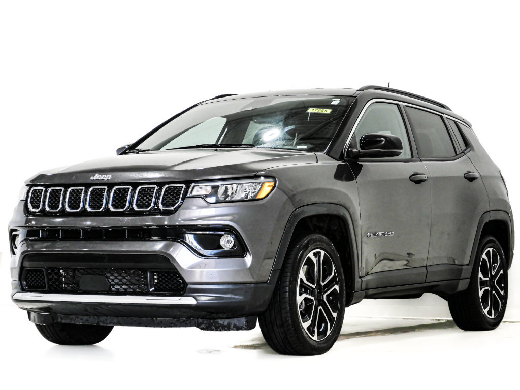 Used 2024 Jeep Compass Limited AWD/4WD image 3