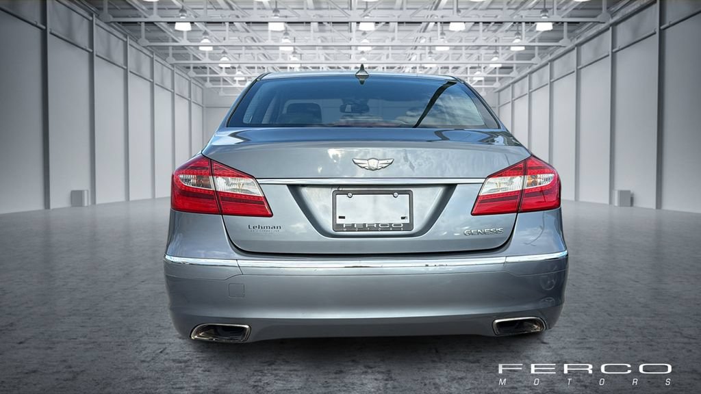 Used 2014 Hyundai Genesis 3.8 RWD image 4