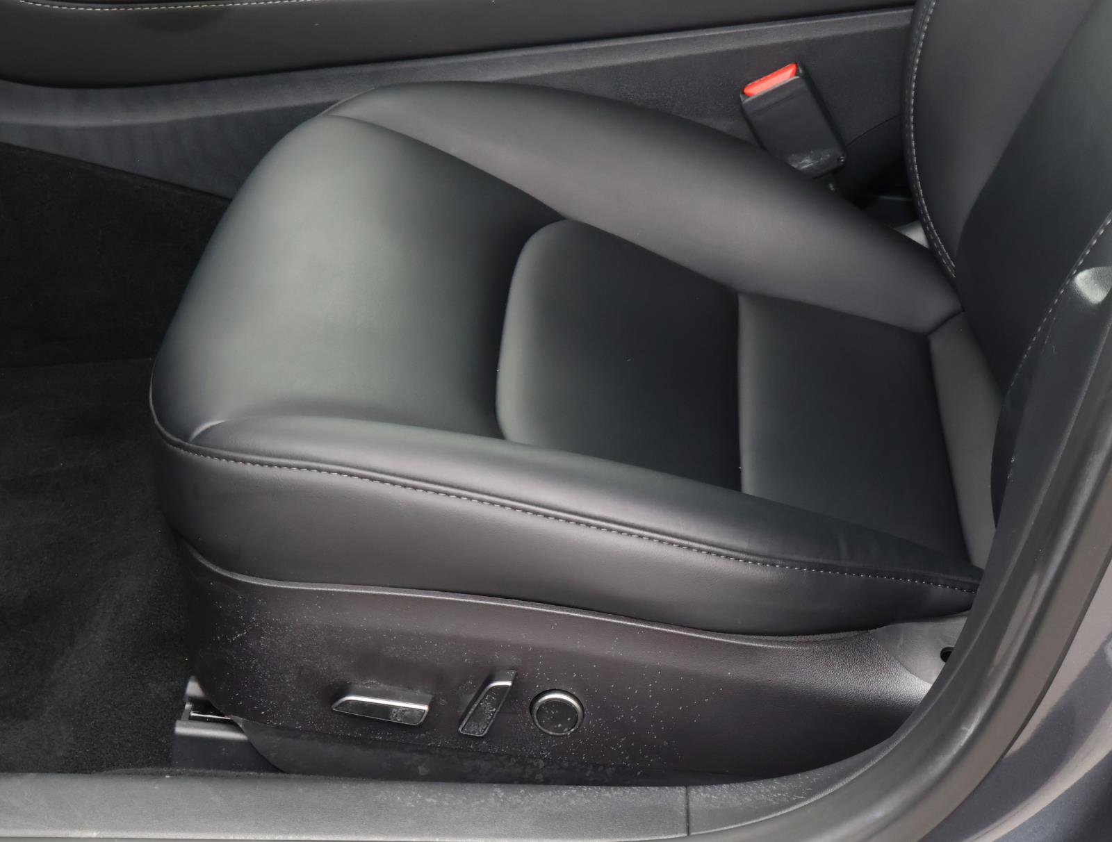 Used 2023 Tesla Model 3 Standard Range RWD image 12