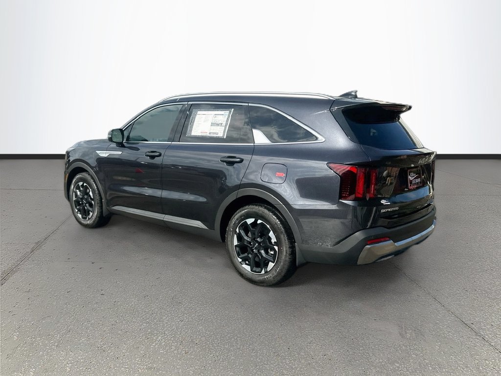 New 2026 Kia Sorento S FWD image 5