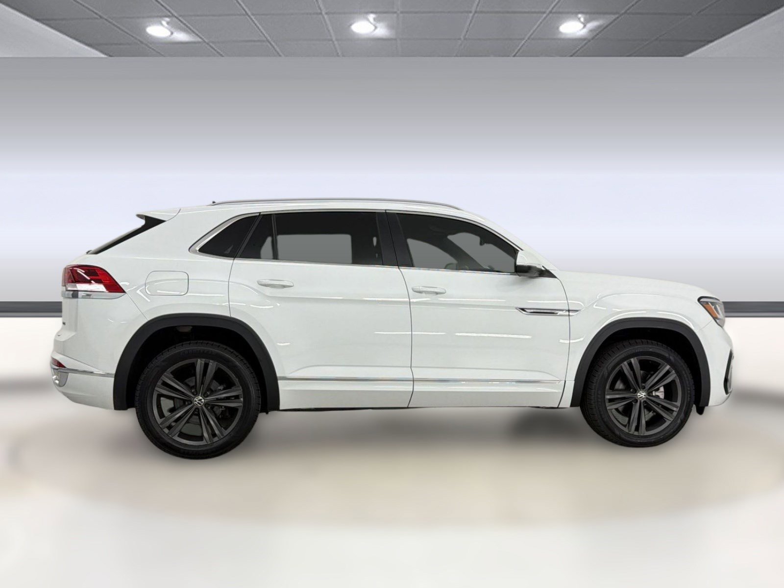 Used 2022 Volkswagen Atlas Cross Sport SEL R-Line image 8