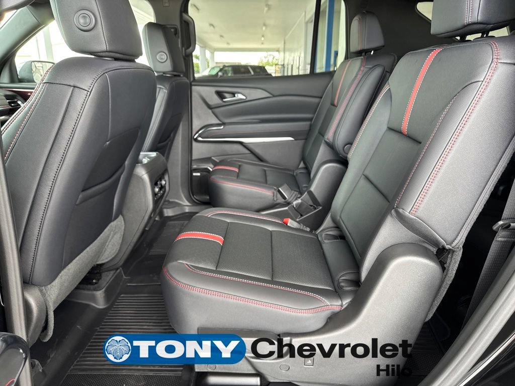 New 2026 Chevrolet Traverse RS w/ LPO, Floor Liner Package FWD image 18