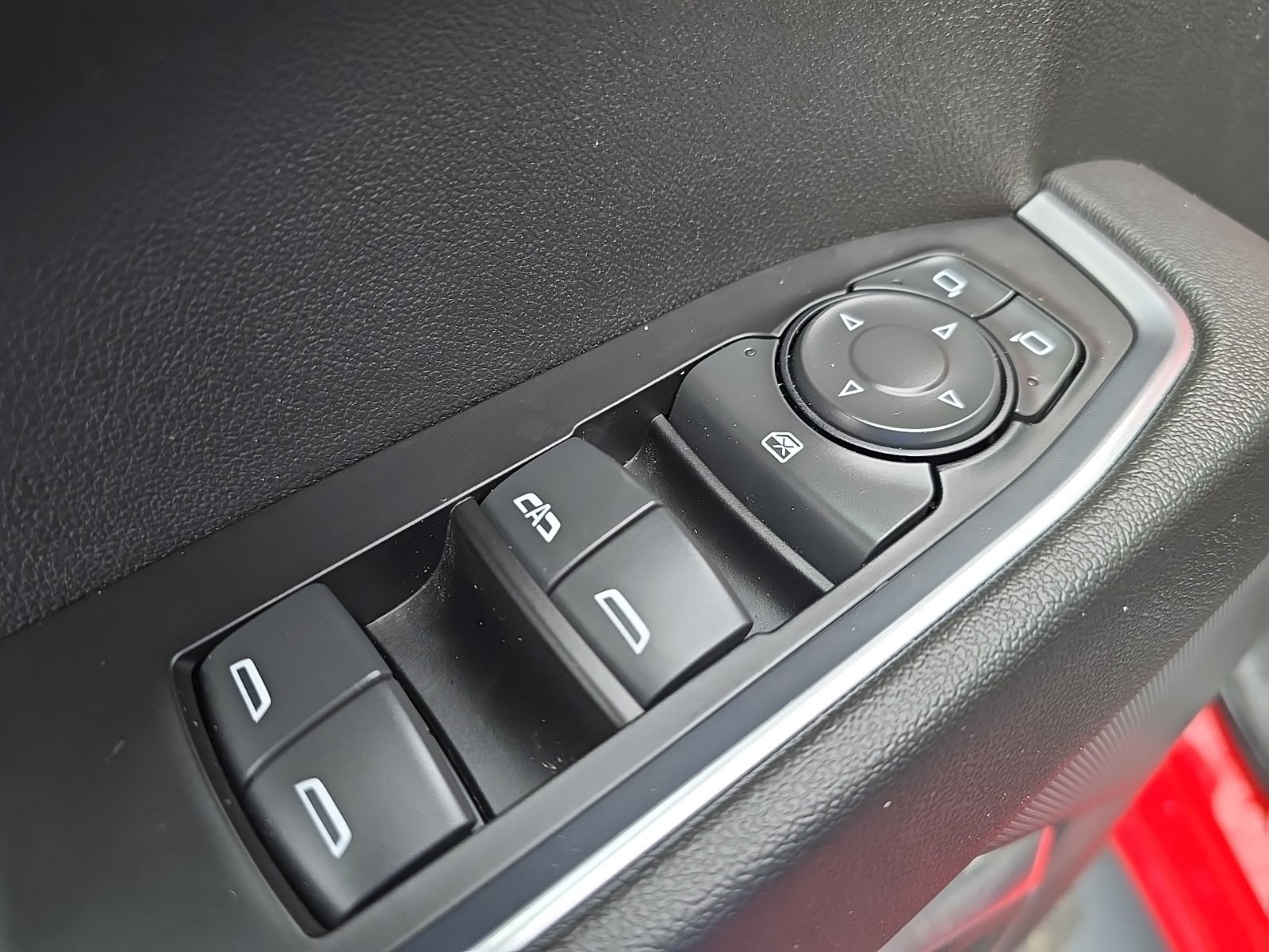 Used 2022 Chevrolet Silverado 1500 LT AWD/4WD image 8