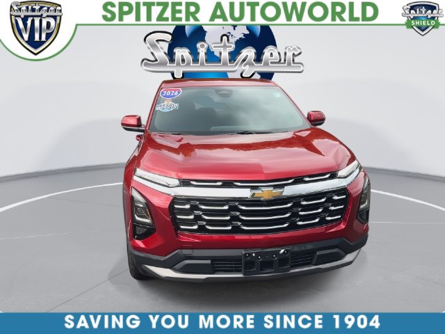 Used 2026 Chevrolet Equinox LT AWD/4WD image 3