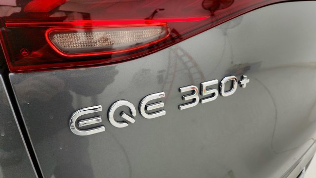 Used 2023 Mercedes-Benz EQE 350+ SUV w/ AMG Line Exterior Package image 33