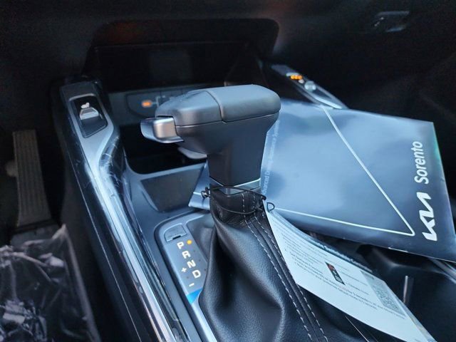 New 2026 Kia Sorento S w/ S Panoramic Sunroof Package FWD image 22