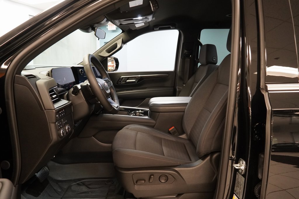 Certified 2025 Chevrolet Tahoe LS image 17