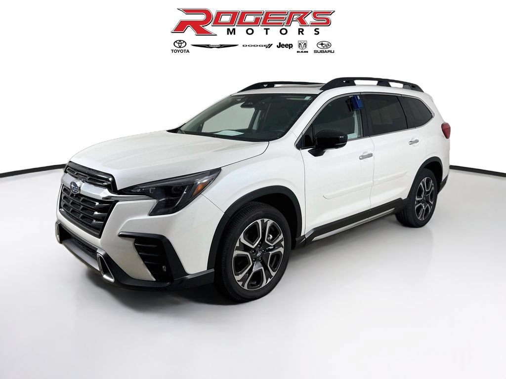 Certified 2025 Subaru Ascent Touring w/ Popular Package #2 AWD/4WD image 3
