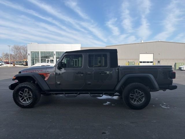 Used 2024 Jeep Gladiator Mojave w/ Convenience Group image 4