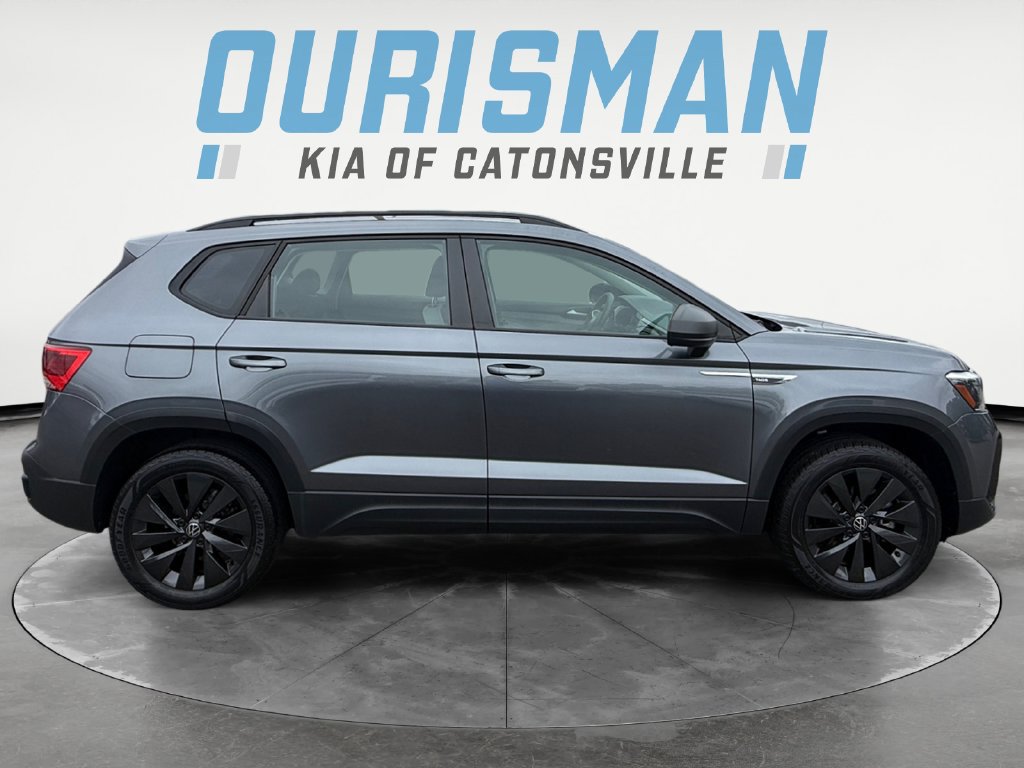 Used 2024 Volkswagen Taos S FWD image 7