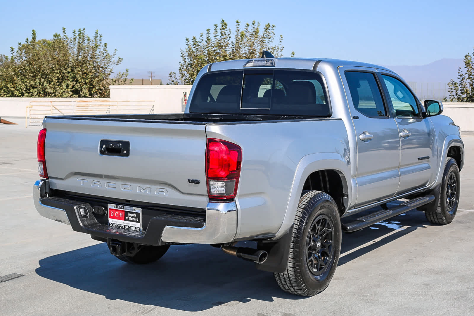 Used 2022 Toyota Tacoma SR5 RWD image 5
