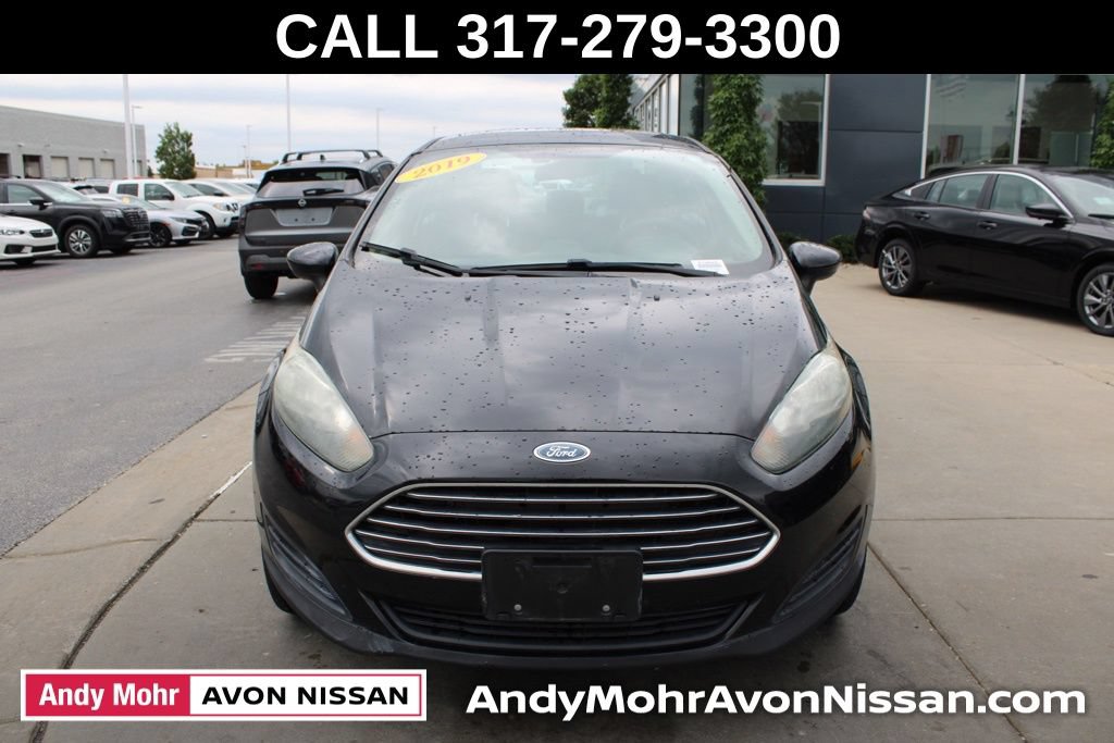 Used 2019 Ford Fiesta SE FWD image 2